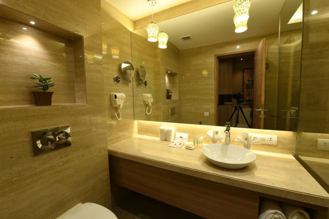 Surestay Plus By Best Western Amritsar Exteriör bild