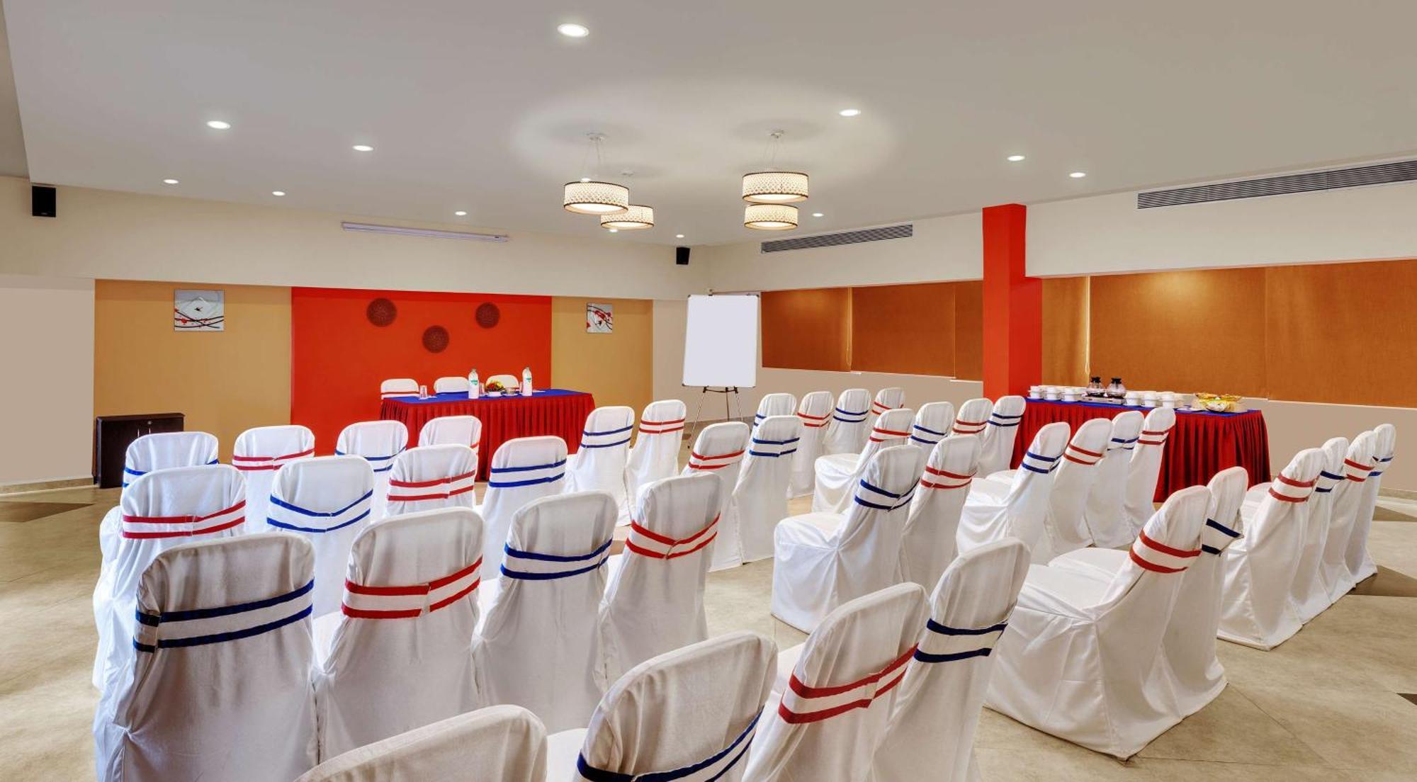 Surestay Plus By Best Western Amritsar Exteriör bild