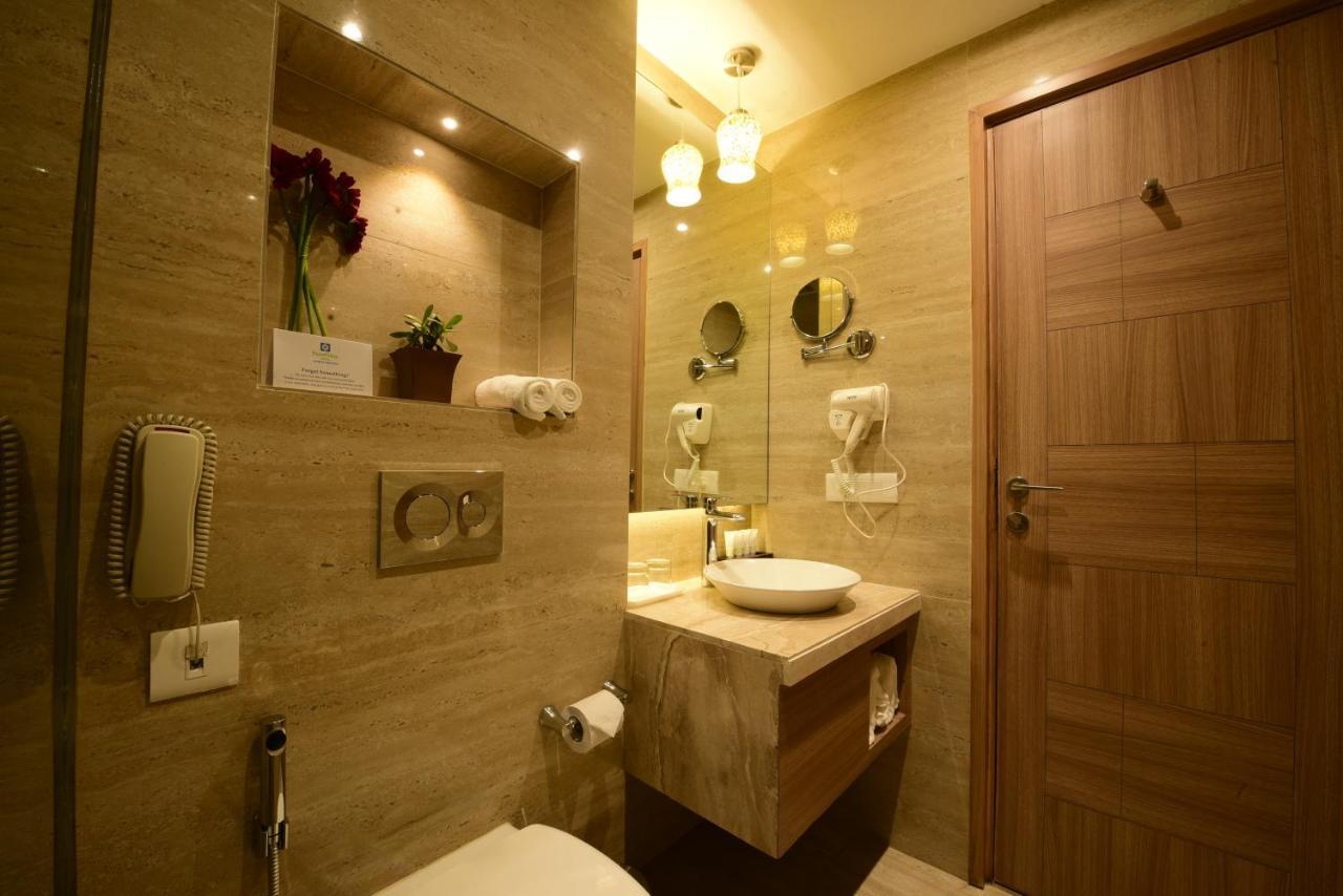 Surestay Plus By Best Western Amritsar Exteriör bild