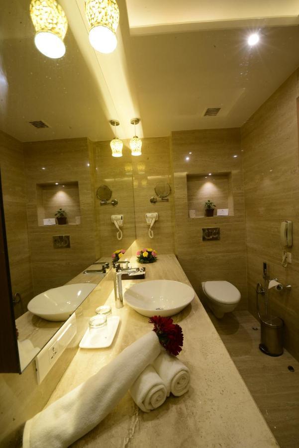 Surestay Plus By Best Western Amritsar Exteriör bild