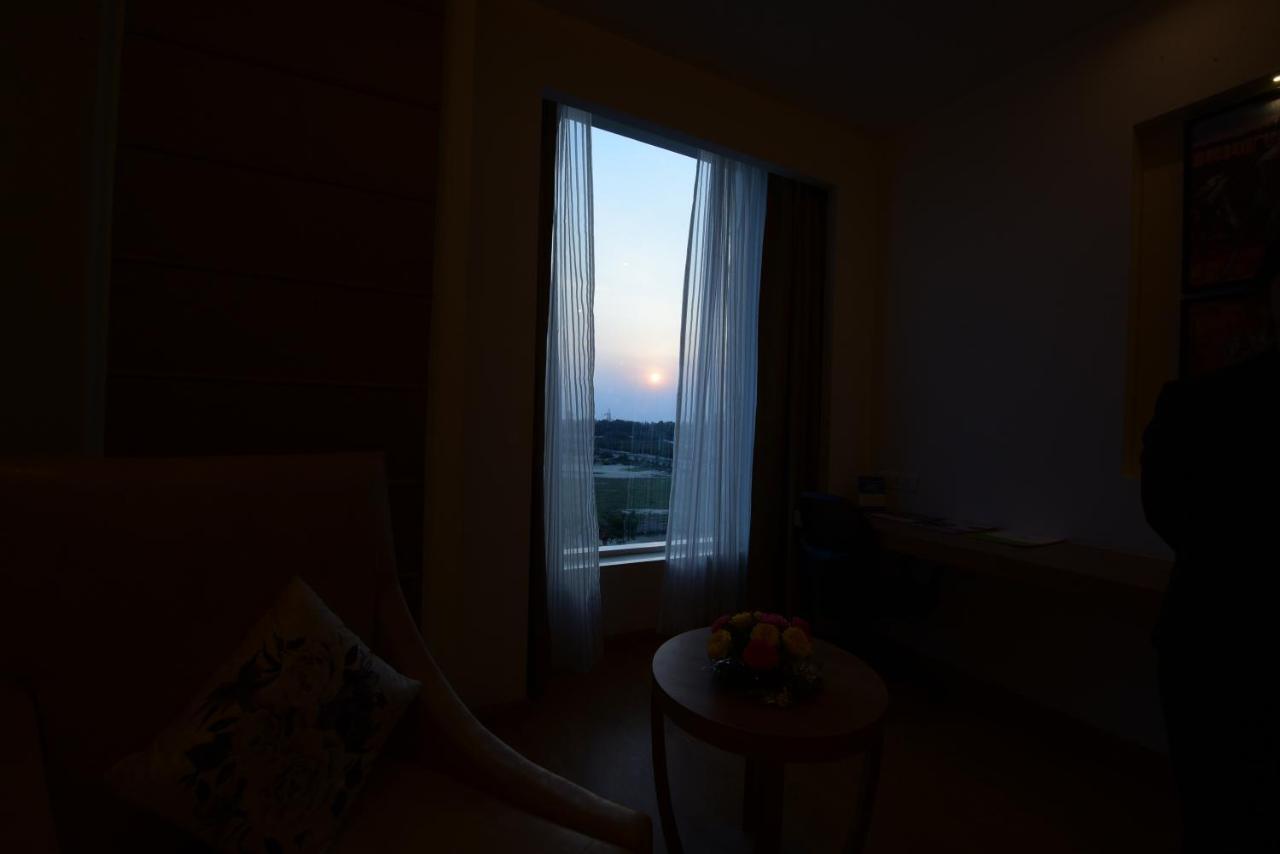Surestay Plus By Best Western Amritsar Exteriör bild