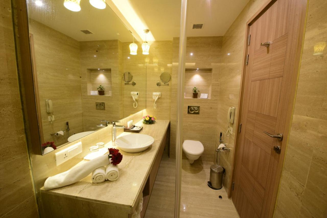 Surestay Plus By Best Western Amritsar Exteriör bild