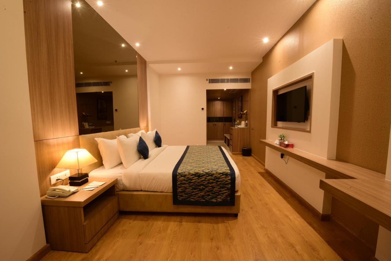 Surestay Plus By Best Western Amritsar Exteriör bild
